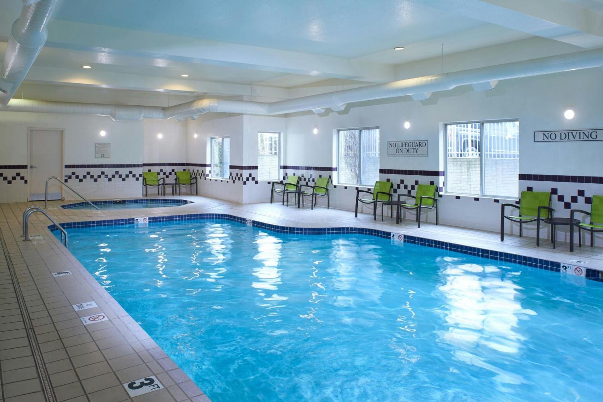 Hotel Springhill By Marriott